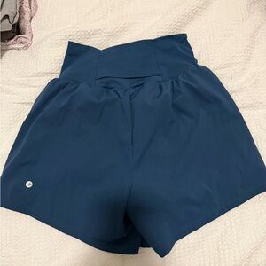 HALARA High-Waisted Deep Blue Shorts